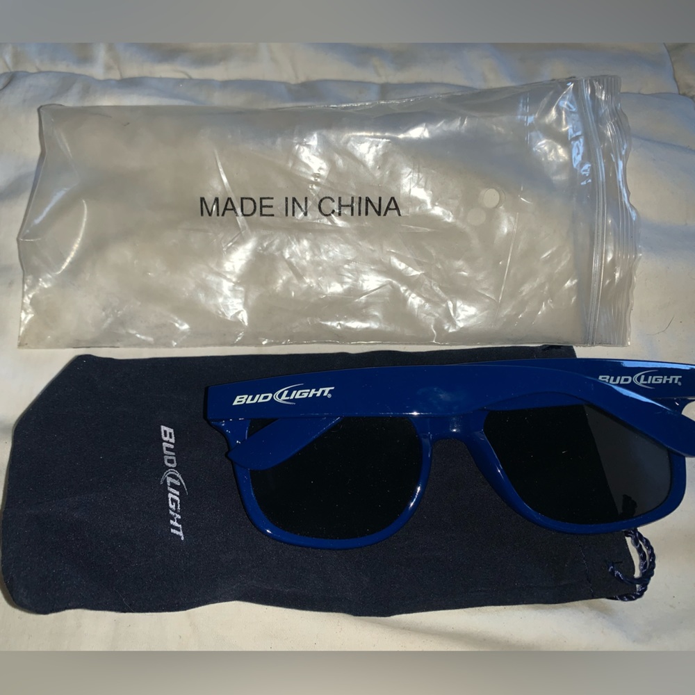 Bud Light Promotional Sunglasses and Cloth Carrying Case